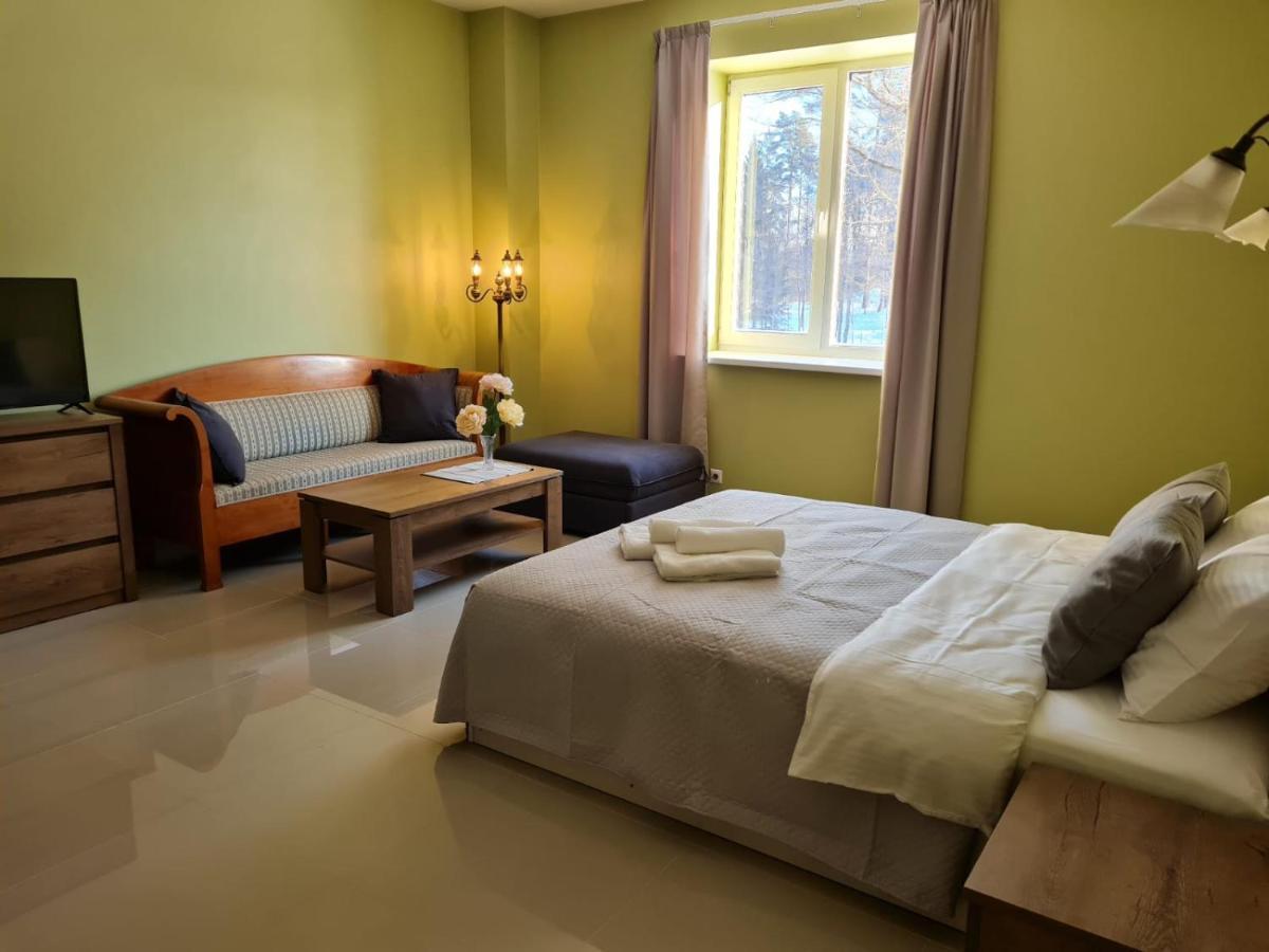 Grundenberga Hotel With Self Check-In Baldone ภายนอก รูปภาพ